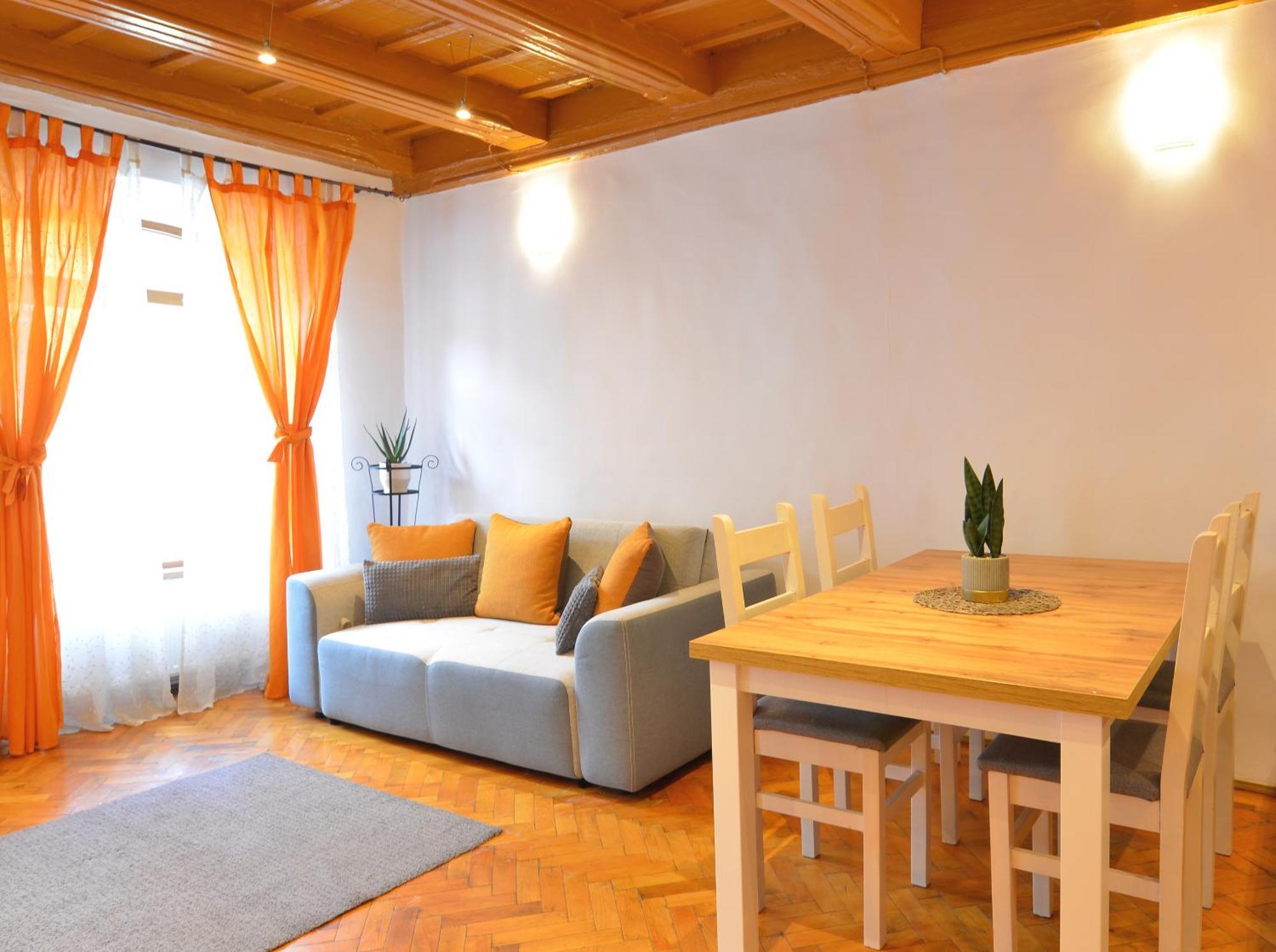 Charming Apartment - Heart Of Brasov Poarta Schei Kültér fotó